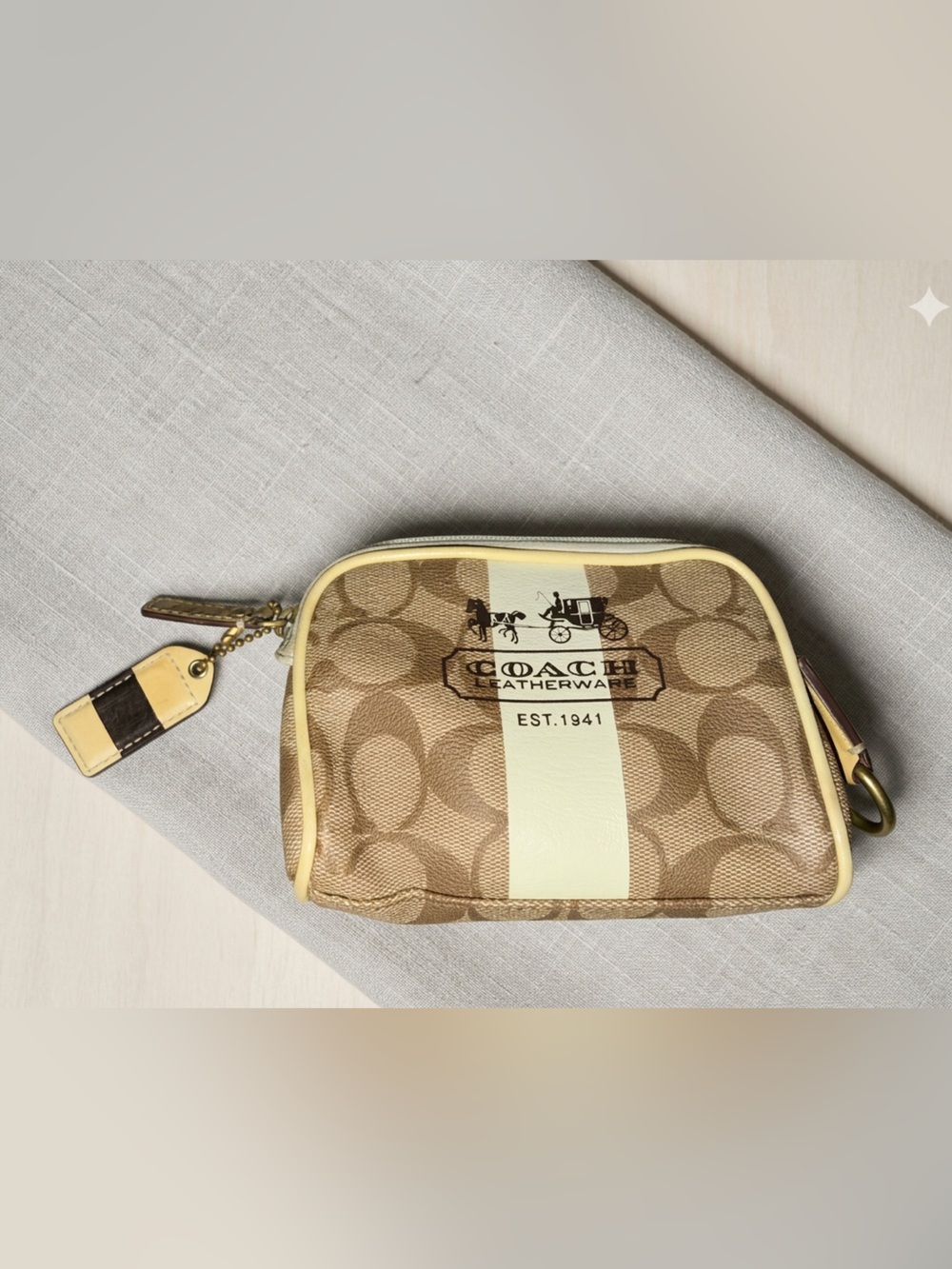 Coach Signature Heritage Stripe Cosmetic Pouch, includes hang tag - Picture 4 of 9